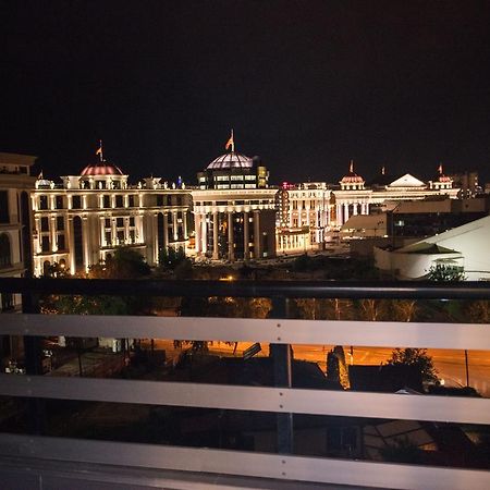 Opera House Hotel Skopje Esterno foto